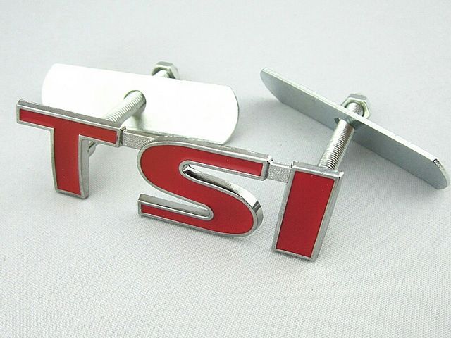 LOGO EMBLEMA ROJO TSI PARA PARRILLA DE VOLKSWAGEN