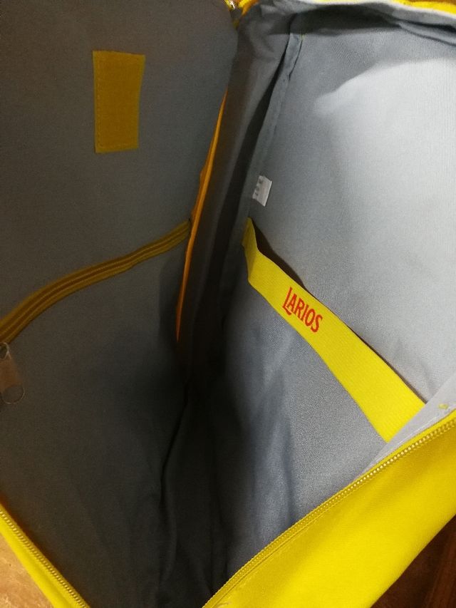 Mochila bandolera de Larios