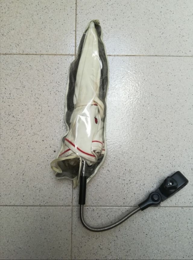 Sombrilla, protector y cobertor a juego