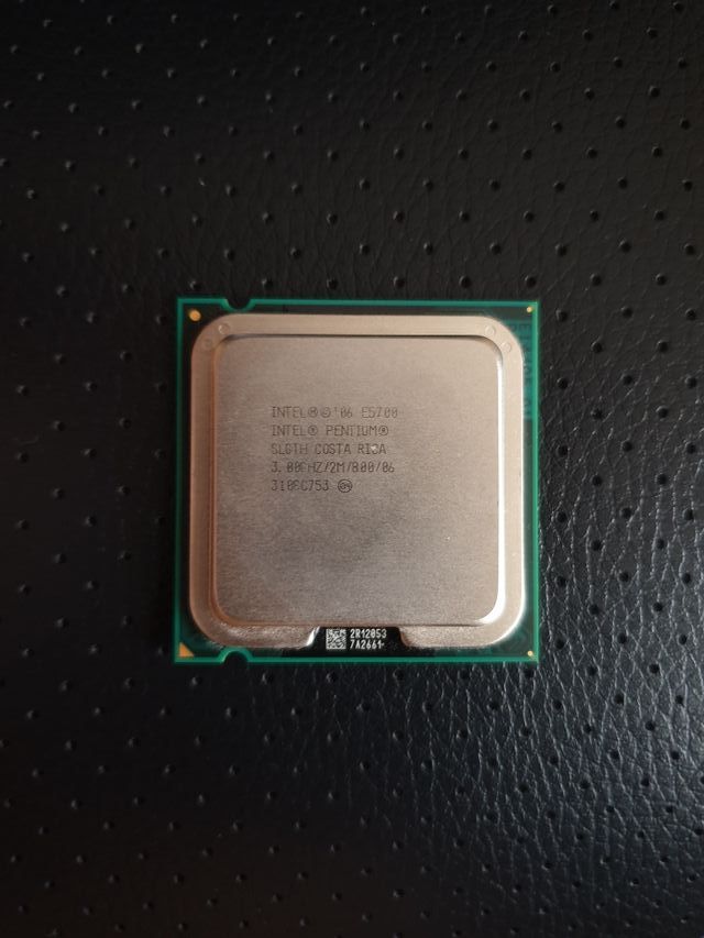 Intel Pentium E5700