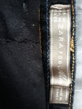 Vaqueros zara premamá de segunda mano por 6 EUR en Córdoba en WALLAPOP