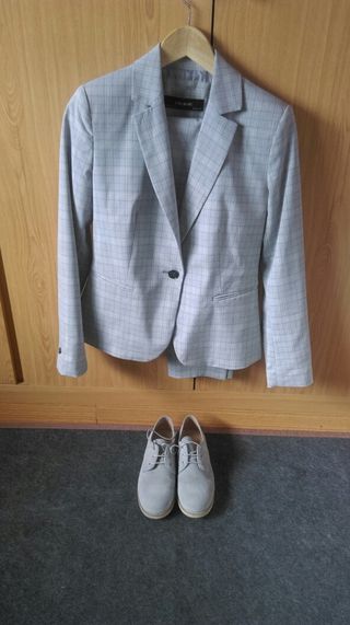 zapatos traje chaqueta