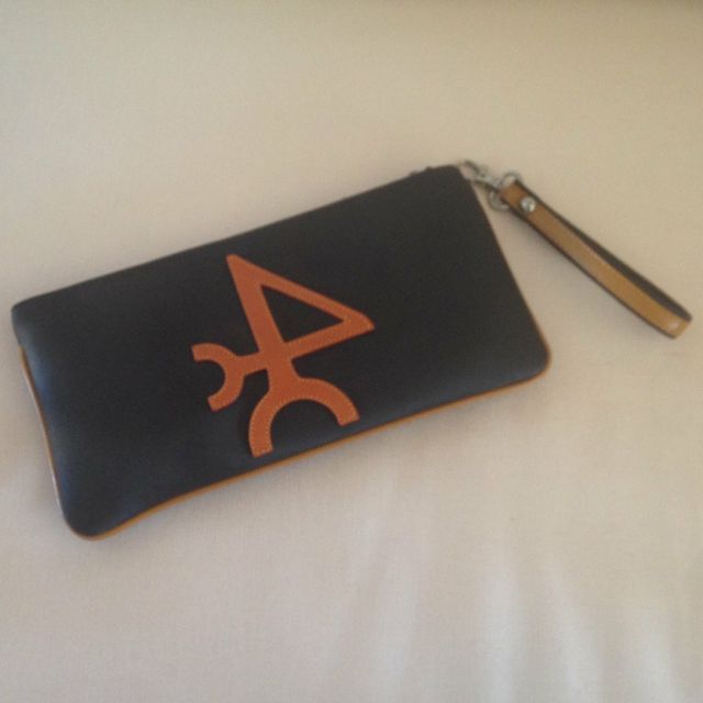 Cartera de mano Valecuatro