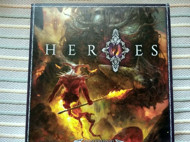 Heroes (Herosi) - juego de mesa (inglés)