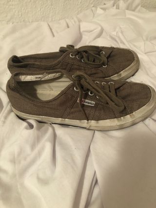 superga caqui