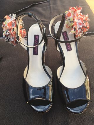 Por Cuña Sandalias Negros 38 € Mano Segunda De Numero En 18 2DWHE9I