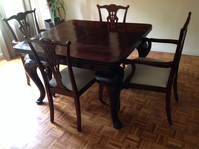 Mesa comedor y sillas de segunda mano por 1.500 € en Barcelona en ... Mesa comedor y sillas de segunda mano por 1.500 € en Barcelona en ...