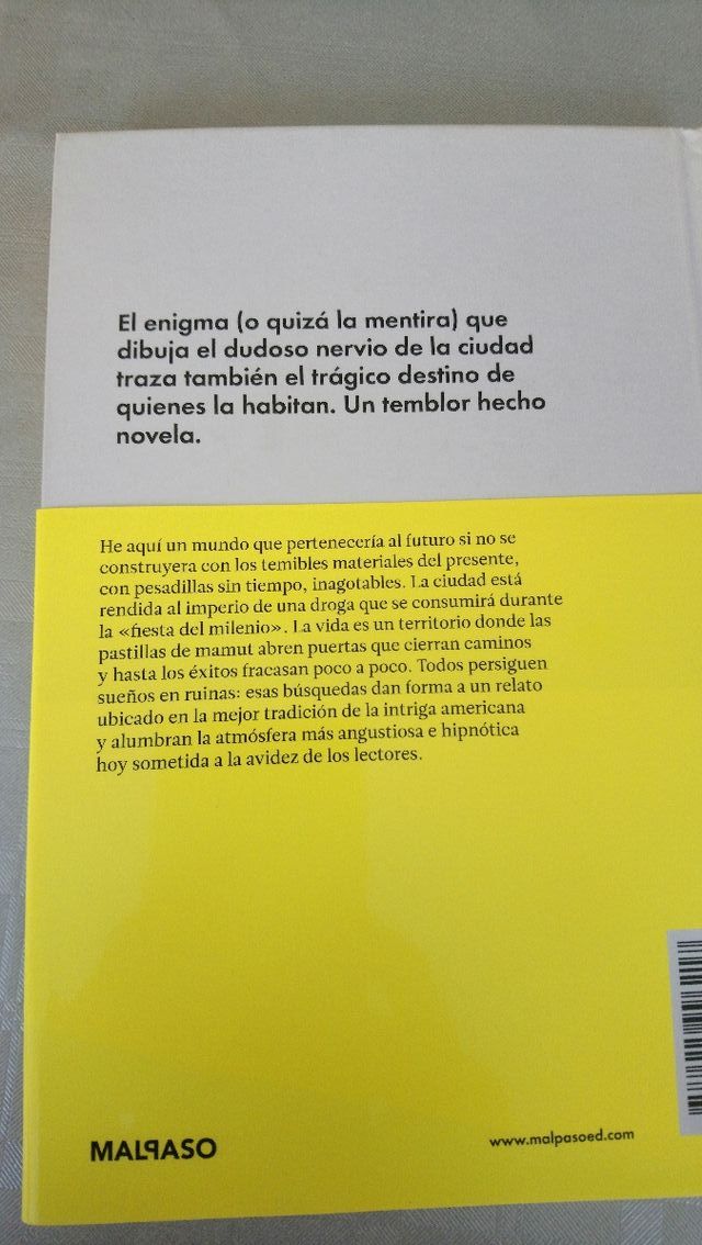 Mamut de Esther Garcia Llovet