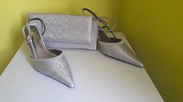 Zapatos talla 40 y bolso fiesta