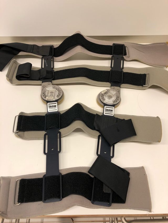 Rodillera ortopédica Donjoy Irom