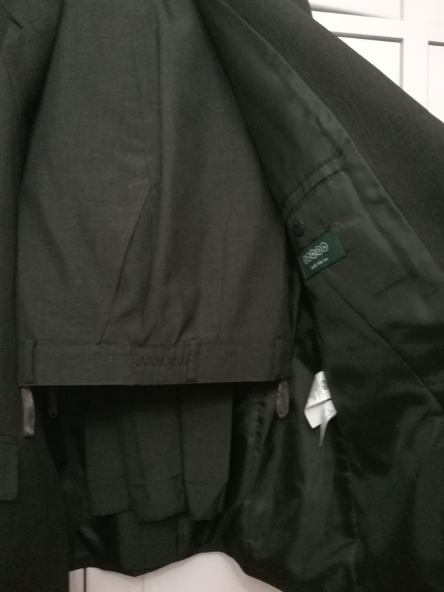 traje chaqueta d chica sin estrenar d C&A elegante