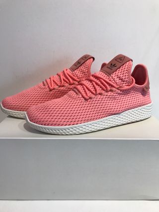 pharrell williams bambas