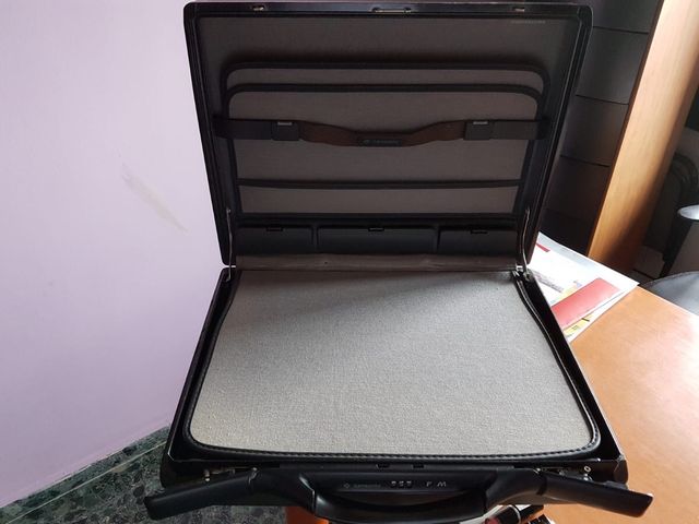 Maletín de viaje sansonite