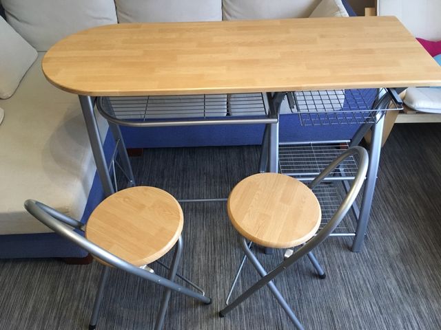Mesa alta cocina y taburetes de segunda mano por 40 € en ... Mesa alta cocina y taburetes de segunda mano por 40 € en ...
