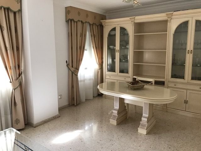 Mueble de salon y 2 mesas de comedor CONJUNTO de segunda mano por ... Mueble de salon y 2 mesas de comedor CONJUNTO de segunda mano por ...