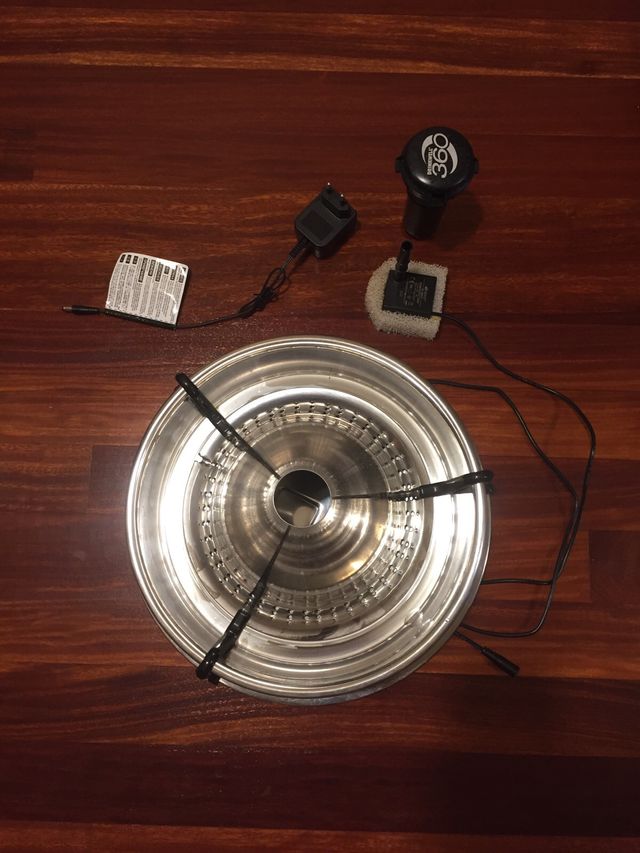 Fuente agua para perros/gatos