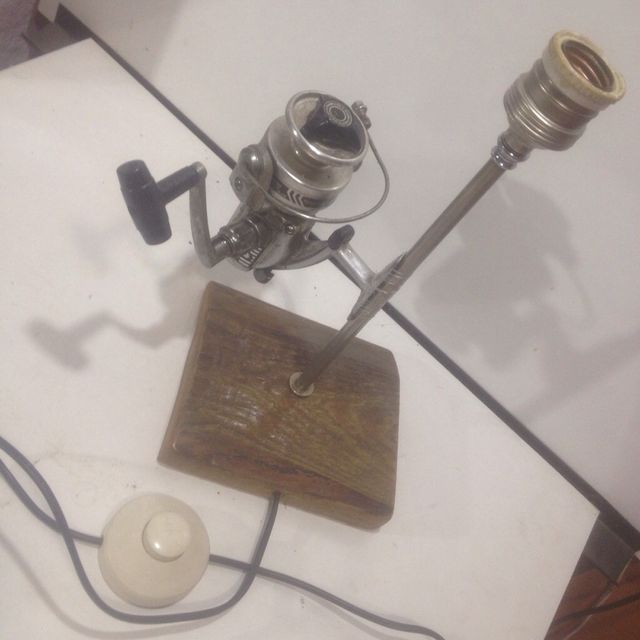 Lampara carrete pesca