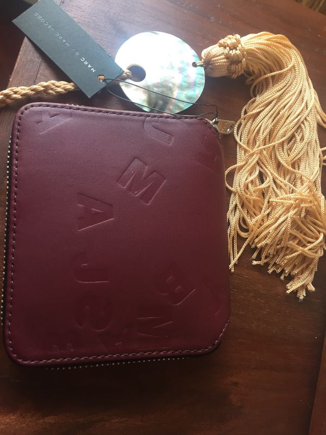Cartera marca de lujo