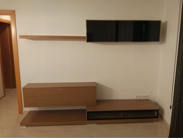 Mueble comedor de segunda mano por 60 € en Sant Celoni en WALLAPOP Mueble comedor de segunda mano por 60 € en Sant Celoni en WALLAPOP
