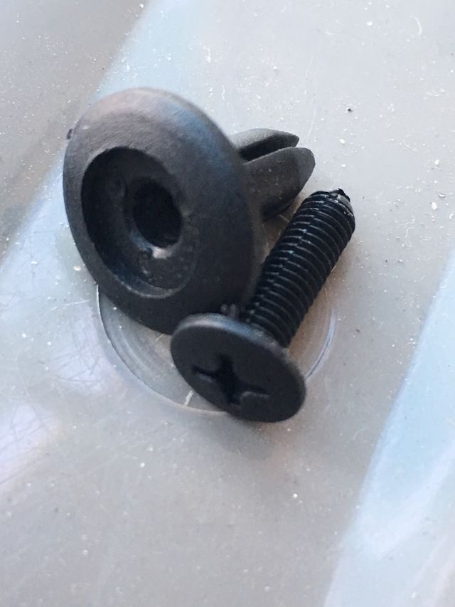 Grapas para guarnecido/carenado de coche/moto