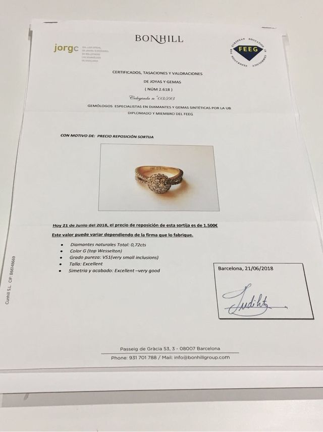 Anillo con diamantes