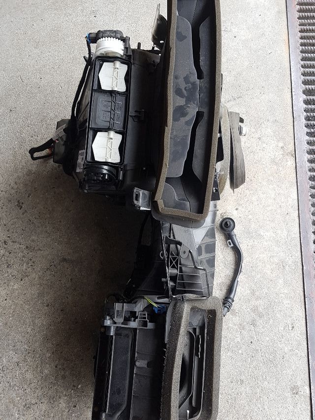 caja calefacción golf V