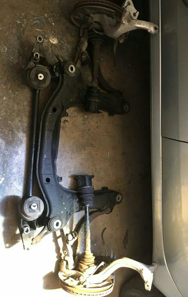 CUNA Y ACCESORIOS AUDI A-4