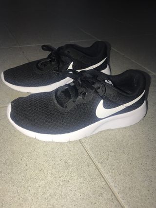 zapatillas Nike mujer de segunda mano en la provincia de Murcia en zapatillas la Nike mujer de segunda mano en la zapatillas provincia de Murcia en 19904b