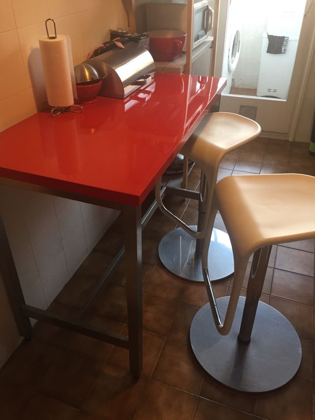 Mesa/barra cocina +- taburetes (ikea) de segunda mano por 200 € en ... Mesa/barra cocina +- taburetes (ikea) de segunda mano por 200 € en ...