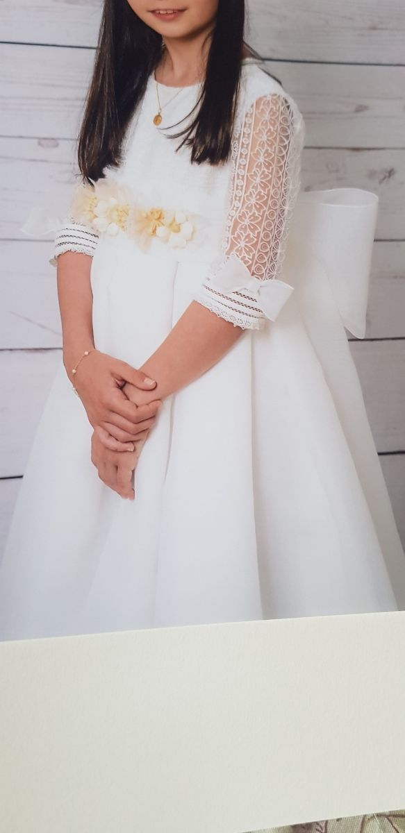 Vestido de comunión Tizzas modelo Vilna.