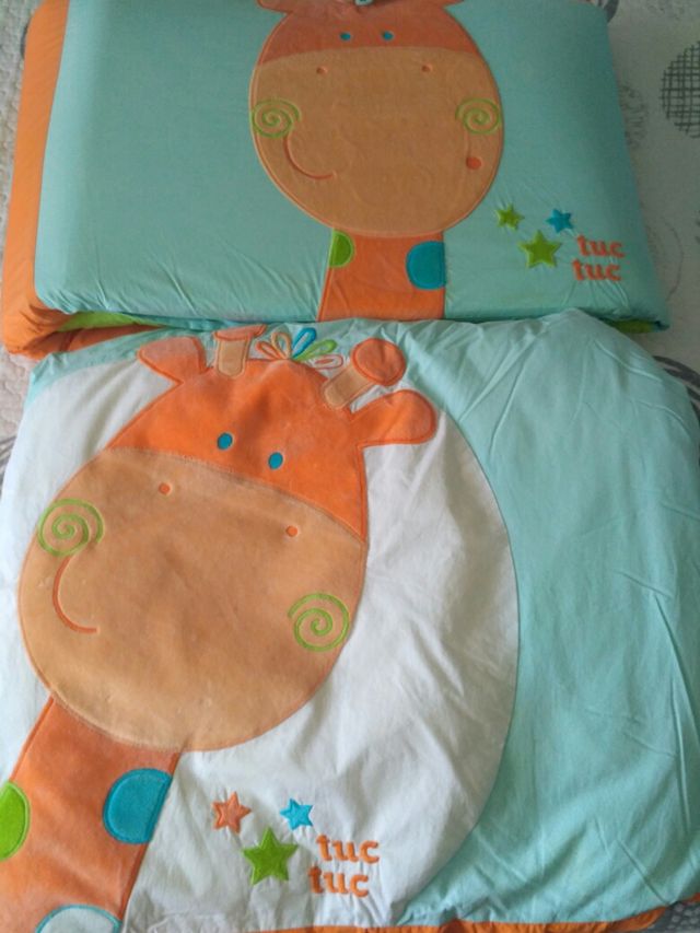 Edredón+ protector cuna