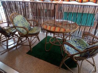 Sillas mimbre de segunda mano en Valencia en WALLAPOP