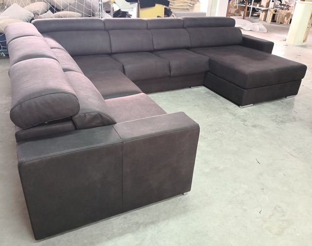 Rinconera Diseño 350x270x165 cm