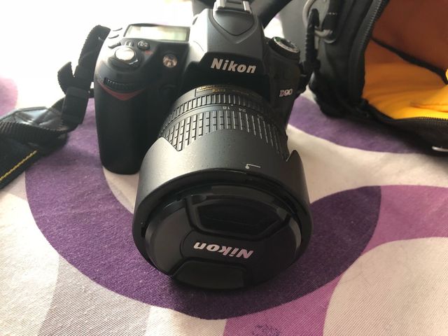Nikon D90