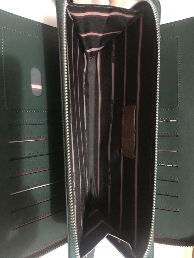 ¡NUEVO con caja y etiqueta! Bolso de mano de cuero