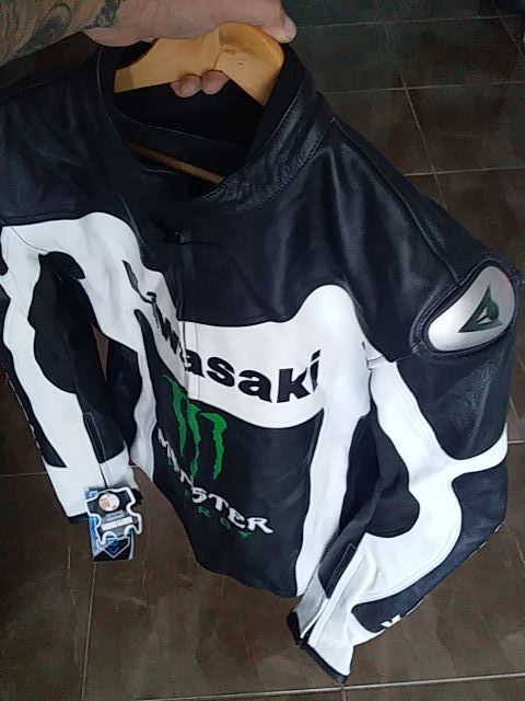 chaqueta cuero kawasaki