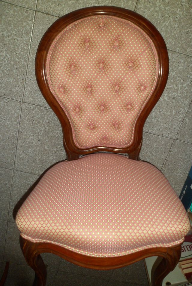 silla isabelina capitone