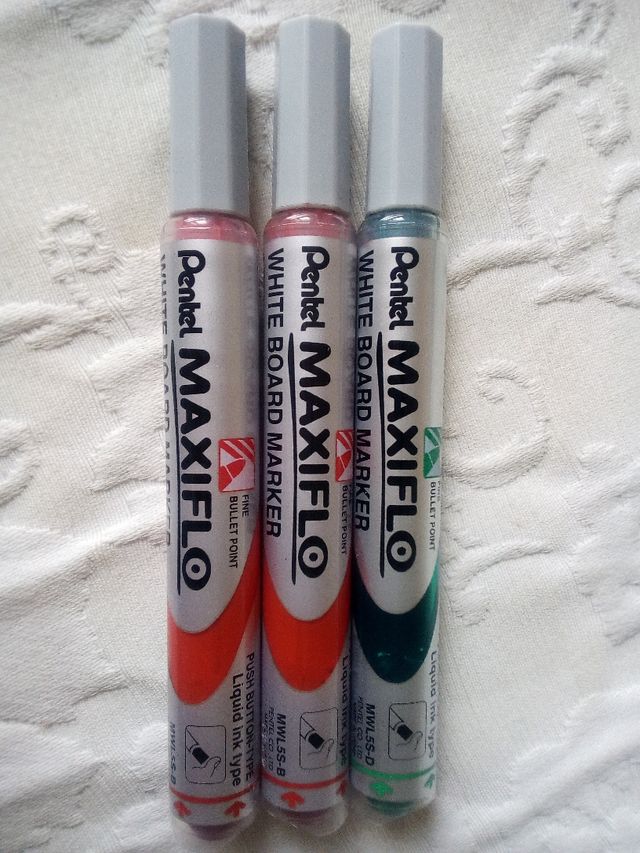 3 Rotuladores Pentel Maxiflo pizarra. A ESTRENAR