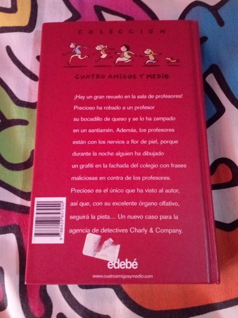 El Caso del Grafiti en la Fachada del Colegio