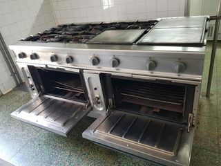 COCINA INDUSTRIAL FAGOR 4\\/8 FUEGOS de segunda mano por 2.100 EUR en  Badalona en WALLAPOP