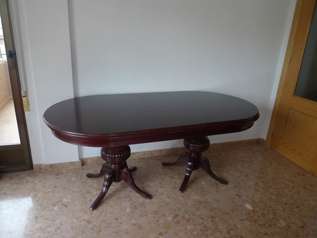 MESA OVALADA COMEDOR de segunda mano por 199 € en Alicante en WALLAPOP MESA OVALADA COMEDOR de segunda mano por 199 € en Alicante en WALLAPOP