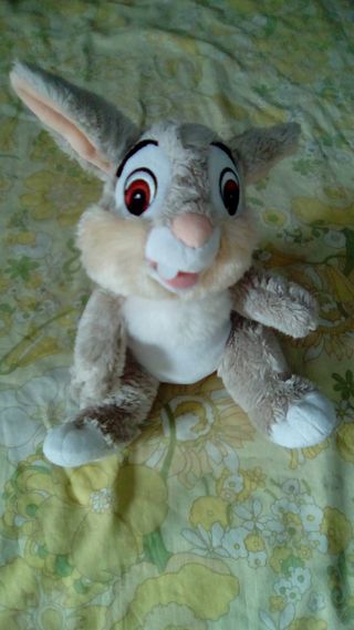 conejo tambor peluche