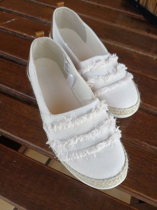 Zapatillas Esmara de segunda mano por 4 EUR en Barcelona en WALLAPOP