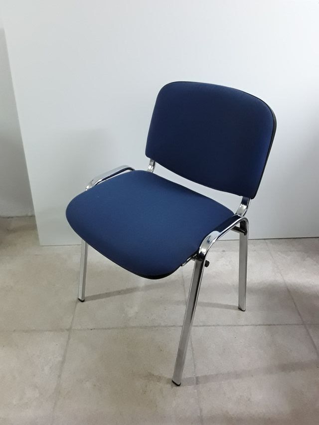 SILLAS FIJAS DE OFICINA de segunda mano por 20 € en Camas en WALLAPOP SILLAS FIJAS DE OFICINA de segunda mano por 20 € en Camas en WALLAPOP