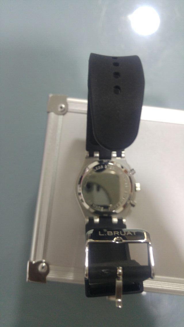 RELOJ HOMBRE L.BRUAT.