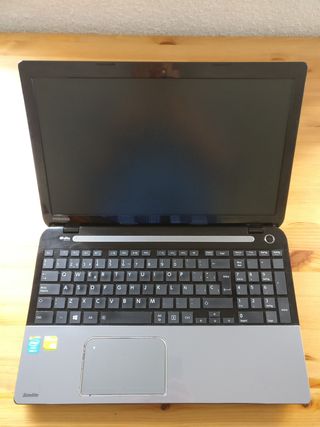 Portátil ssd i7 de segunda mano en la provincia de Madrid en WALLAPOP Portátil ssd i7 de segunda mano en la provincia de Madrid en WALLAPOP