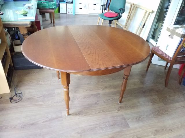 Mesa de Roble para comedor(inclu 4 sillas) de segunda mano por 80 ... Mesa de Roble para comedor(inclu 4 sillas) de segunda mano por 80 ...