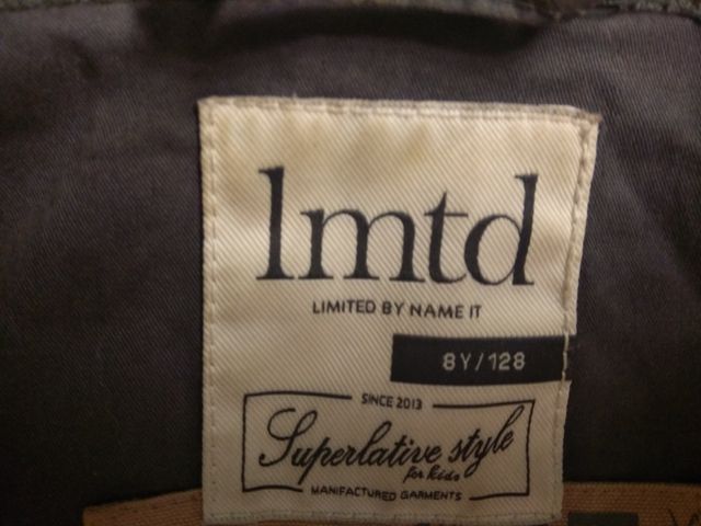 Chaqueta azul para niño