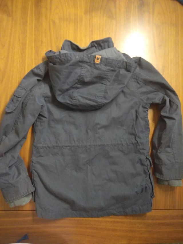 Chaqueta azul para niño