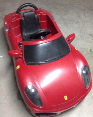 ferrari niños bateria